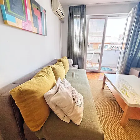 Διαμέρισμα Cosy In The Heart Of